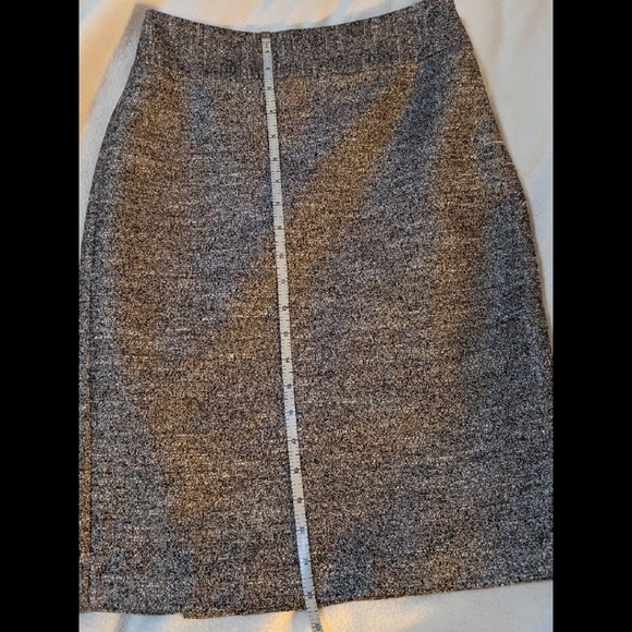 Metallic silver woven Banana Republic skirt Size 0 - Picture 5 of 9